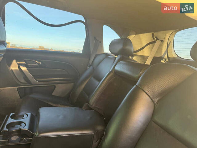 Серый Акура МДХ, объемом двигателя 3.66 л и пробегом 200 тыс. км за 3000 $, фото 5 на Automoto.ua