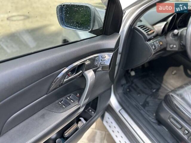 Серый Акура МДХ, объемом двигателя 3.66 л и пробегом 134 тыс. км за 10850 $, фото 13 на Automoto.ua