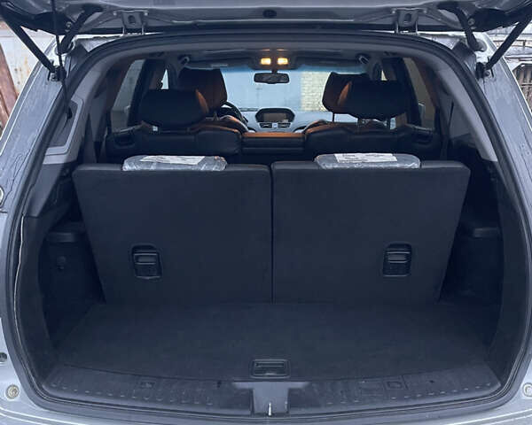 Сірий Акура МДХ, об'ємом двигуна 3.66 л та пробігом 133 тис. км за 15000 $, фото 31 на Automoto.ua