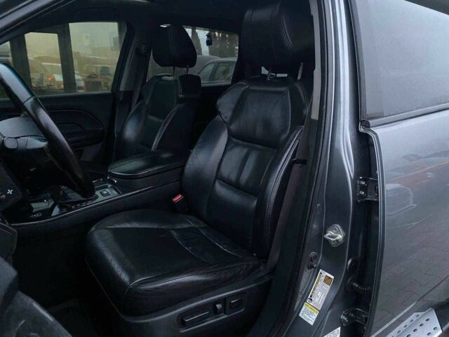 Серый Акура МДХ, объемом двигателя 3.7 л и пробегом 207 тыс. км за 10990 $, фото 10 на Automoto.ua