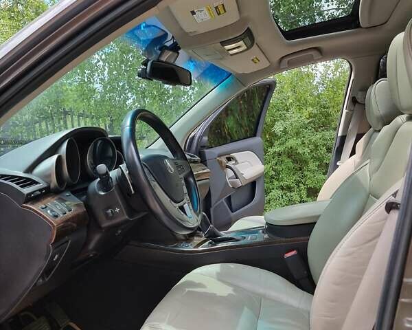 Серый Акура МДХ, объемом двигателя 3.66 л и пробегом 80 тыс. км за 13999 $, фото 12 на Automoto.ua