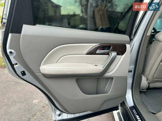 Серый Акура МДХ, объемом двигателя 3.7 л и пробегом 312 тыс. км за 13990 $, фото 28 на Automoto.ua