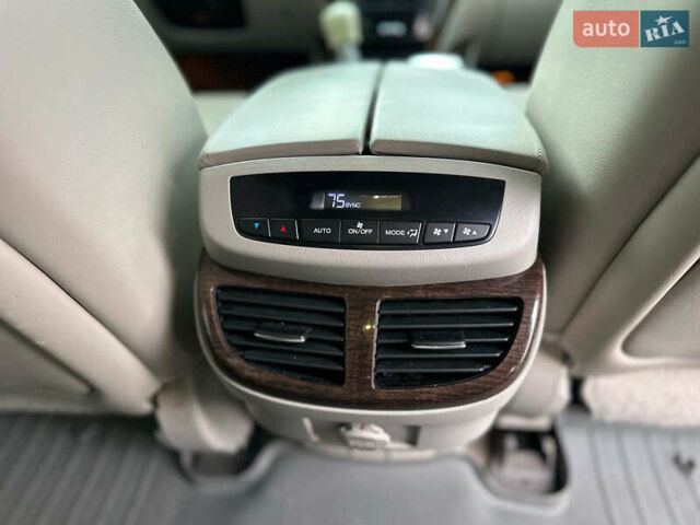 Серый Акура МДХ, объемом двигателя 3.7 л и пробегом 312 тыс. км за 13990 $, фото 18 на Automoto.ua