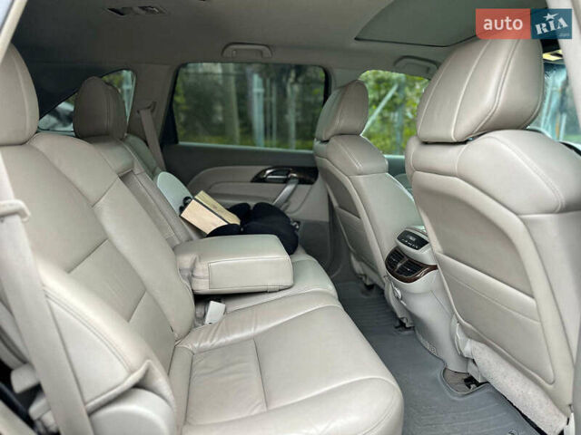 Серый Акура МДХ, объемом двигателя 3.7 л и пробегом 312 тыс. км за 13990 $, фото 19 на Automoto.ua