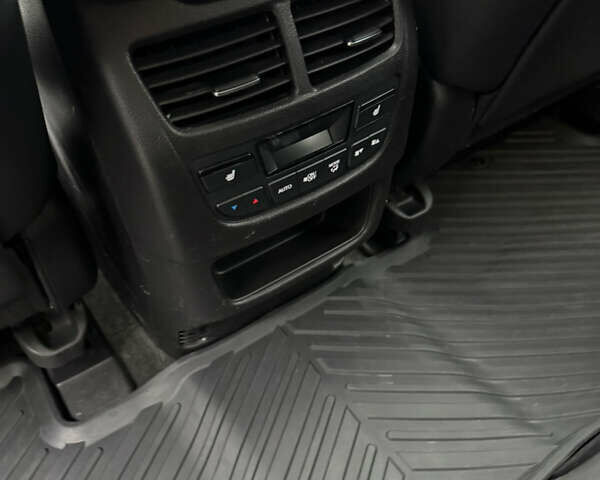 Серый Акура МДХ, объемом двигателя 3.47 л и пробегом 180 тыс. км за 17800 $, фото 26 на Automoto.ua