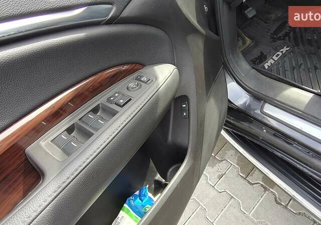 Серый Акура МДХ, объемом двигателя 3.47 л и пробегом 130 тыс. км за 21000 $, фото 9 на Automoto.ua