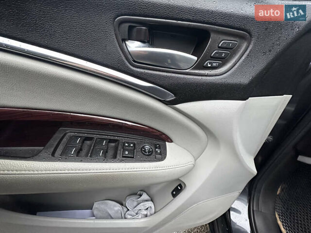 Серый Акура МДХ, объемом двигателя 3.5 л и пробегом 139 тыс. км за 17900 $, фото 37 на Automoto.ua