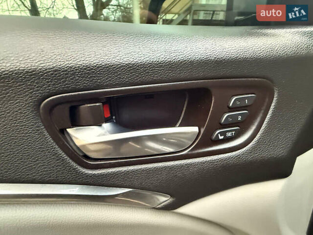 Сірий Акура МДХ, об'ємом двигуна 3.47 л та пробігом 98 тис. км за 26200 $, фото 16 на Automoto.ua