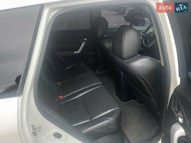 Белый Акура РДХ, объемом двигателя 2.3 л и пробегом 329 тыс. км за 8700 $, фото 4 на Automoto.ua