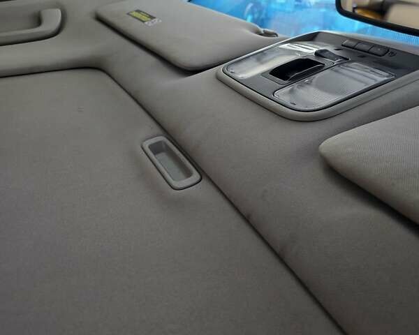 Белый Акура РДХ, объемом двигателя 2.3 л и пробегом 285 тыс. км за 9200 $, фото 14 на Automoto.ua