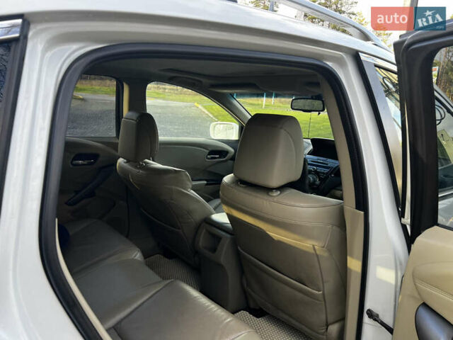 Белый Акура РДХ, объемом двигателя 3.5 л и пробегом 280 тыс. км за 15500 $, фото 49 на Automoto.ua