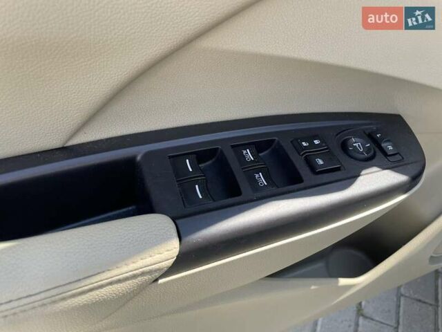Білий Акура РДХ, об'ємом двигуна 3.47 л та пробігом 190 тис. км за 13750 $, фото 40 на Automoto.ua