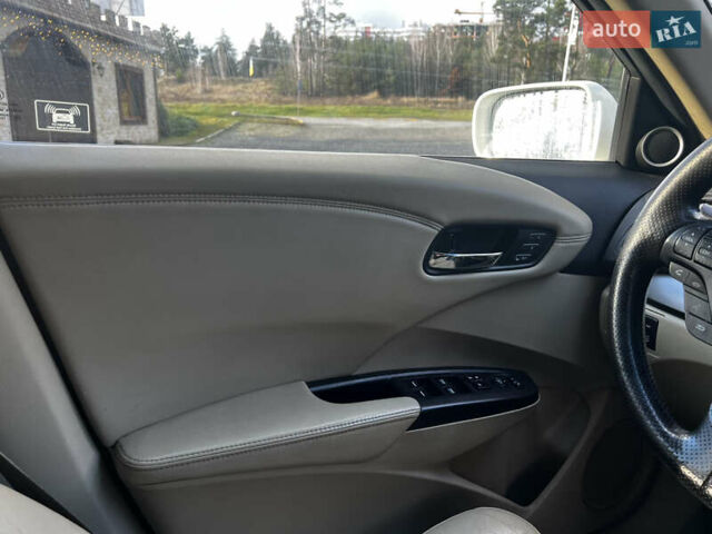 Белый Акура РДХ, объемом двигателя 3.5 л и пробегом 280 тыс. км за 15500 $, фото 41 на Automoto.ua