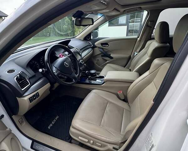 Белый Акура РДХ, объемом двигателя 3.47 л и пробегом 150 тыс. км за 18000 $, фото 8 на Automoto.ua