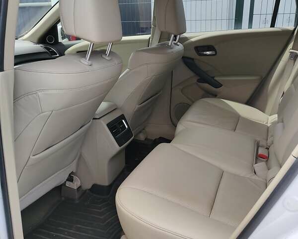 Белый Акура РДХ, объемом двигателя 3.47 л и пробегом 144 тыс. км за 15950 $, фото 12 на Automoto.ua