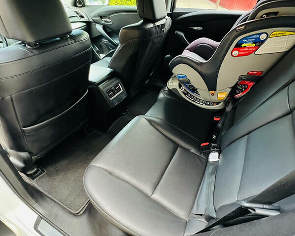 Акура РДХ 2017 в Полтаве на Automoto.ua Белый Акура РДХ, объемом двигателя 3.5 л и пробегом 106 тыс. км за 17200 $, фото 10 на Automoto.ua