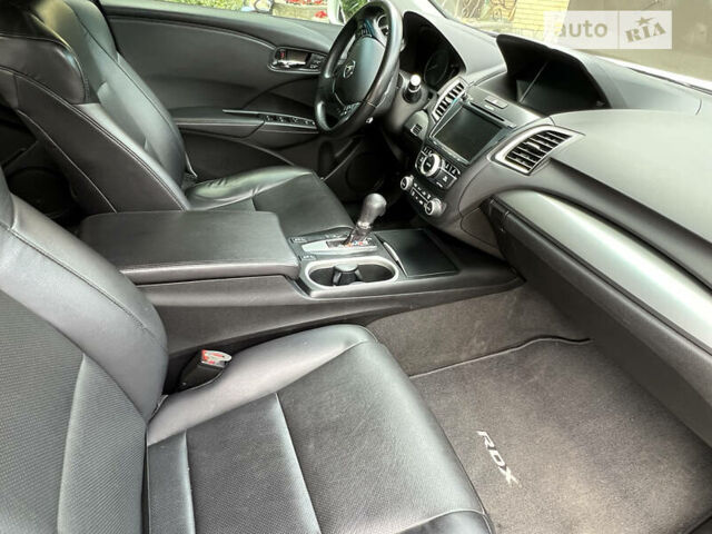 Акура РДХ 2017 в Полтаве на Automoto.ua Белый Акура РДХ, объемом двигателя 3.5 л и пробегом 106 тыс. км за 17200 $, фото 7 на Automoto.ua