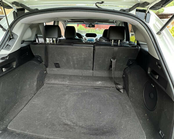 Акура РДХ 2017 в Полтаве на Automoto.ua Белый Акура РДХ, объемом двигателя 3.5 л и пробегом 106 тыс. км за 17200 $, фото 9 на Automoto.ua