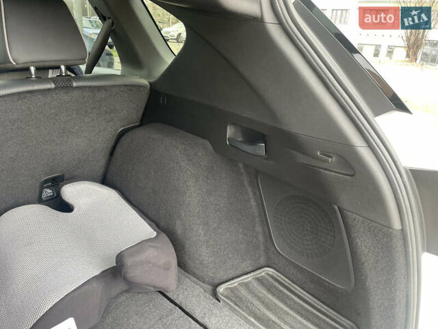 Белый Акура РДХ, объемом двигателя 2 л и пробегом 42 тыс. км за 32000 $, фото 18 на Automoto.ua