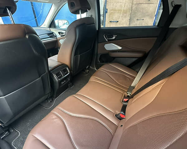 Белый Акура РДХ, объемом двигателя 2 л и пробегом 155 тыс. км за 22999 $, фото 7 на Automoto.ua