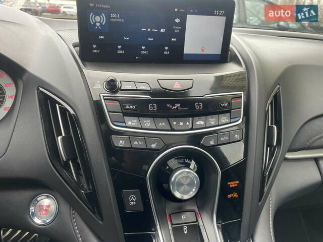 Белый Акура РДХ, объемом двигателя 2 л и пробегом 42 тыс. км за 32000 $, фото 6 на Automoto.ua