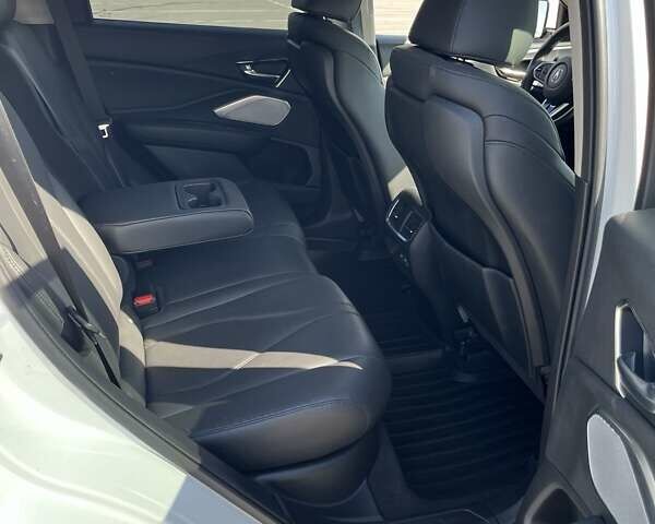 Білий Акура РДХ, об'ємом двигуна 2 л та пробігом 64 тис. км за 27500 $, фото 10 на Automoto.ua