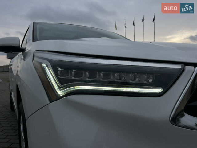 Белый Акура РДХ, объемом двигателя 2 л и пробегом 49 тыс. км за 28000 $, фото 8 на Automoto.ua