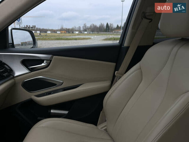 Белый Акура РДХ, объемом двигателя 2 л и пробегом 49 тыс. км за 28000 $, фото 22 на Automoto.ua