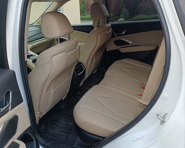 Белый Акура РДХ, объемом двигателя 2 л и пробегом 85 тыс. км за 28800 $, фото 5 на Automoto.ua