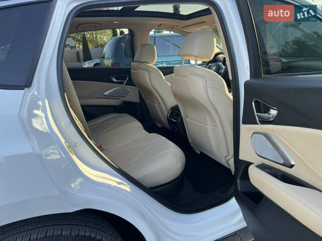 Белый Акура РДХ, объемом двигателя 2 л и пробегом 21 тыс. км за 24200 $, фото 43 на Automoto.ua