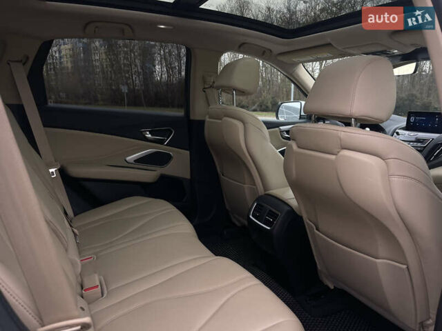 Белый Акура РДХ, объемом двигателя 2 л и пробегом 49 тыс. км за 28000 $, фото 30 на Automoto.ua
