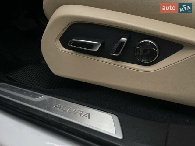 Белый Акура РДХ, объемом двигателя 2 л и пробегом 49 тыс. км за 28000 $, фото 24 на Automoto.ua