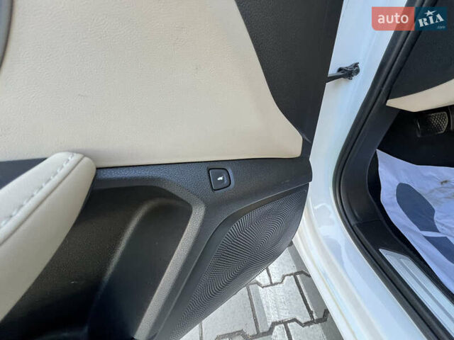 Белый Акура РДХ, объемом двигателя 2 л и пробегом 21 тыс. км за 24200 $, фото 27 на Automoto.ua