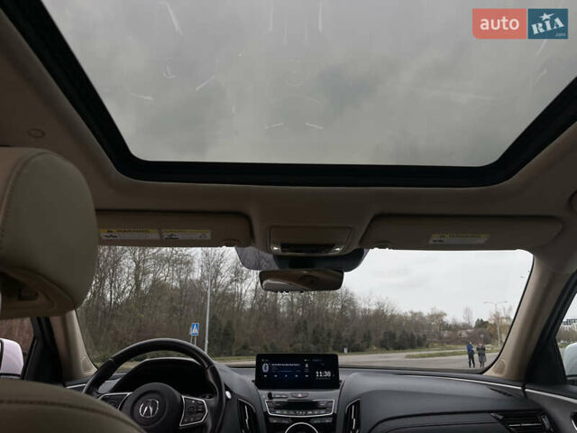 Белый Акура РДХ, объемом двигателя 2 л и пробегом 49 тыс. км за 28000 $, фото 42 на Automoto.ua