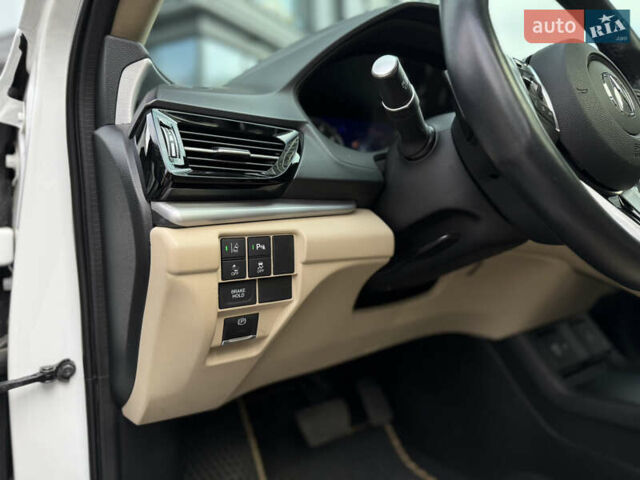 Белый Акура РДХ, объемом двигателя 2 л и пробегом 25 тыс. км за 28900 $, фото 30 на Automoto.ua