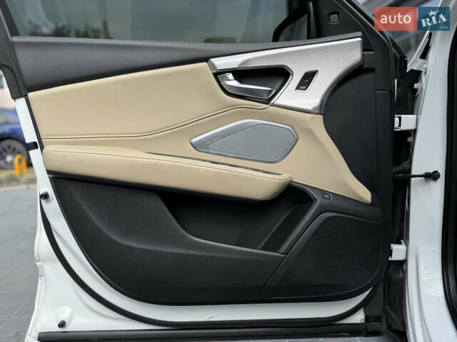 Белый Акура РДХ, объемом двигателя 2 л и пробегом 25 тыс. км за 28900 $, фото 23 на Automoto.ua