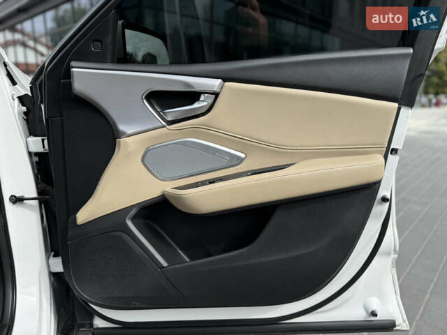 Белый Акура РДХ, объемом двигателя 2 л и пробегом 25 тыс. км за 28900 $, фото 49 на Automoto.ua