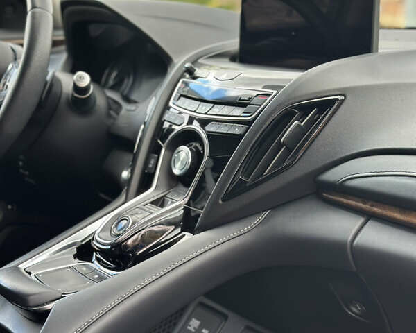 Акура РДХ 2018 у Києві на Automoto.ua Чорний Акура РДХ, об'ємом двигуна 2 л та пробігом 130 тис. км за 26500 $, фото 42 на Automoto.ua