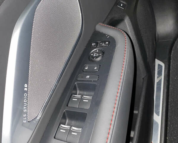 Красный Акура РДХ, объемом двигателя 2 л и пробегом 8 тыс. км за 39500 $, фото 30 на Automoto.ua