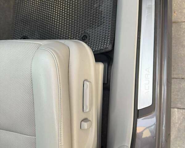 Серый Акура РДХ, объемом двигателя 3.47 л и пробегом 176 тыс. км за 18000 $, фото 24 на Automoto.ua