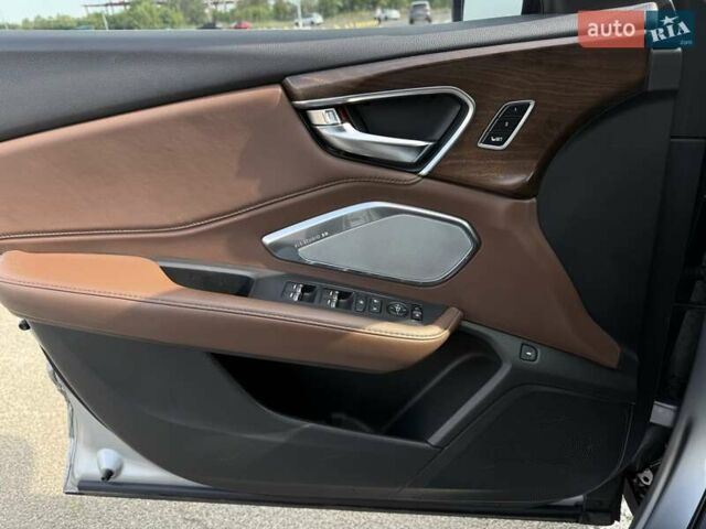 Сірий Акура РДХ, об'ємом двигуна 2 л та пробігом 114 тис. км за 28500 $, фото 44 на Automoto.ua