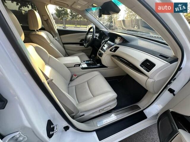 Белый Акура РЛХ, объемом двигателя 3.5 л и пробегом 128 тыс. км за 18200 $, фото 20 на Automoto.ua