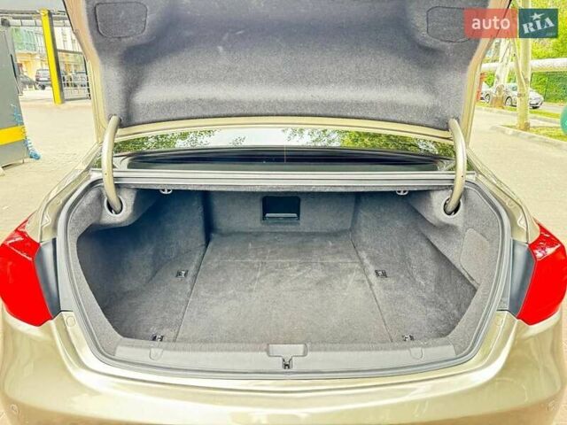 Бежевый Акура РЛХ, объемом двигателя 3.5 л и пробегом 112 тыс. км за 13500 $, фото 9 на Automoto.ua