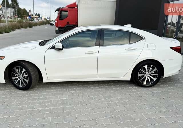 Белый Акура ТЛХ, объемом двигателя 2.36 л и пробегом 107 тыс. км за 13699 $, фото 3 на Automoto.ua