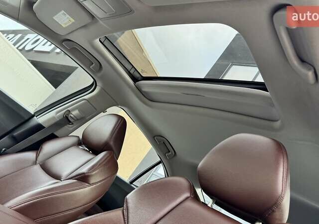 Белый Акура ТЛХ, объемом двигателя 2.36 л и пробегом 107 тыс. км за 13699 $, фото 28 на Automoto.ua