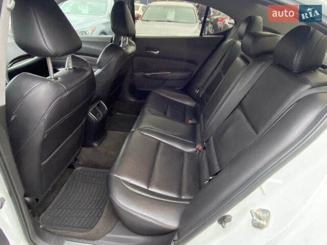 Белый Акура ТЛХ, объемом двигателя 2.36 л и пробегом 199 тыс. км за 14500 $, фото 31 на Automoto.ua