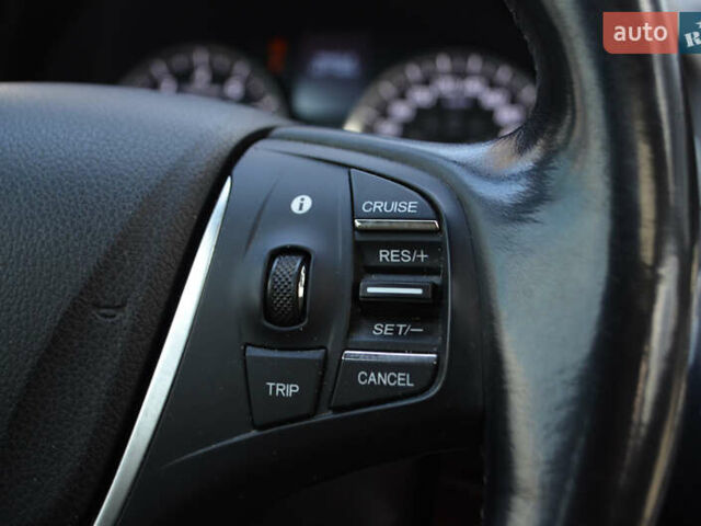 Білий Акура ТЛХ, об'ємом двигуна 2.36 л та пробігом 216 тис. км за 12900 $, фото 27 на Automoto.ua