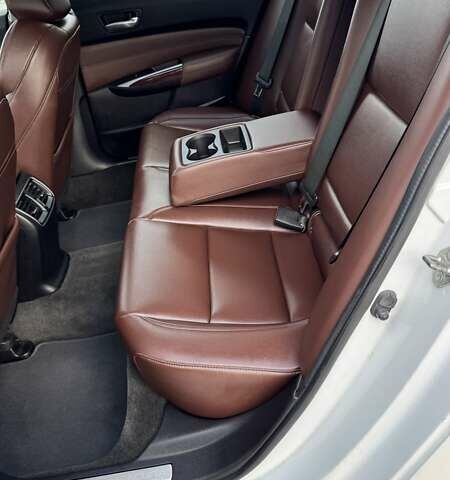 Белый Акура ТЛХ, объемом двигателя 2.36 л и пробегом 107 тыс. км за 13699 $, фото 30 на Automoto.ua