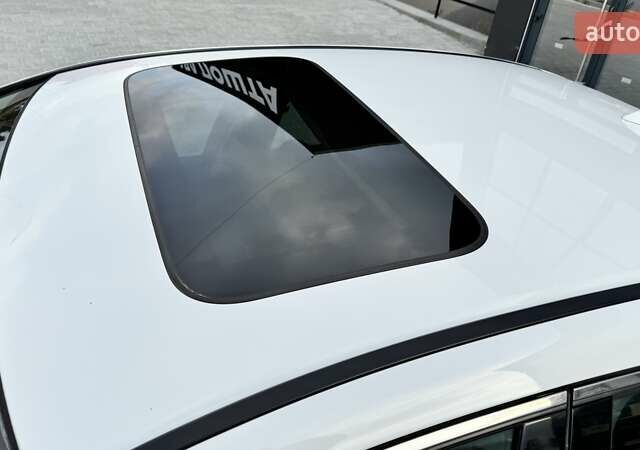 Белый Акура ТЛХ, объемом двигателя 2.36 л и пробегом 107 тыс. км за 13699 $, фото 18 на Automoto.ua