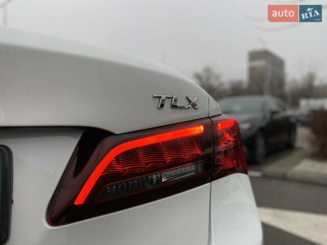 Белый Акура ТЛХ, объемом двигателя 2.36 л и пробегом 199 тыс. км за 14500 $, фото 8 на Automoto.ua